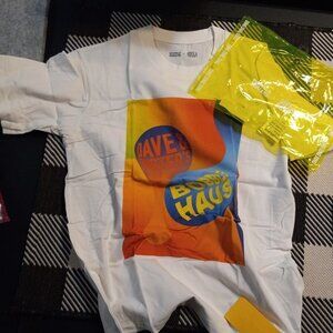 NWT Dave and Buster's and Bobblehaus collaboration Tee Size XS Un…